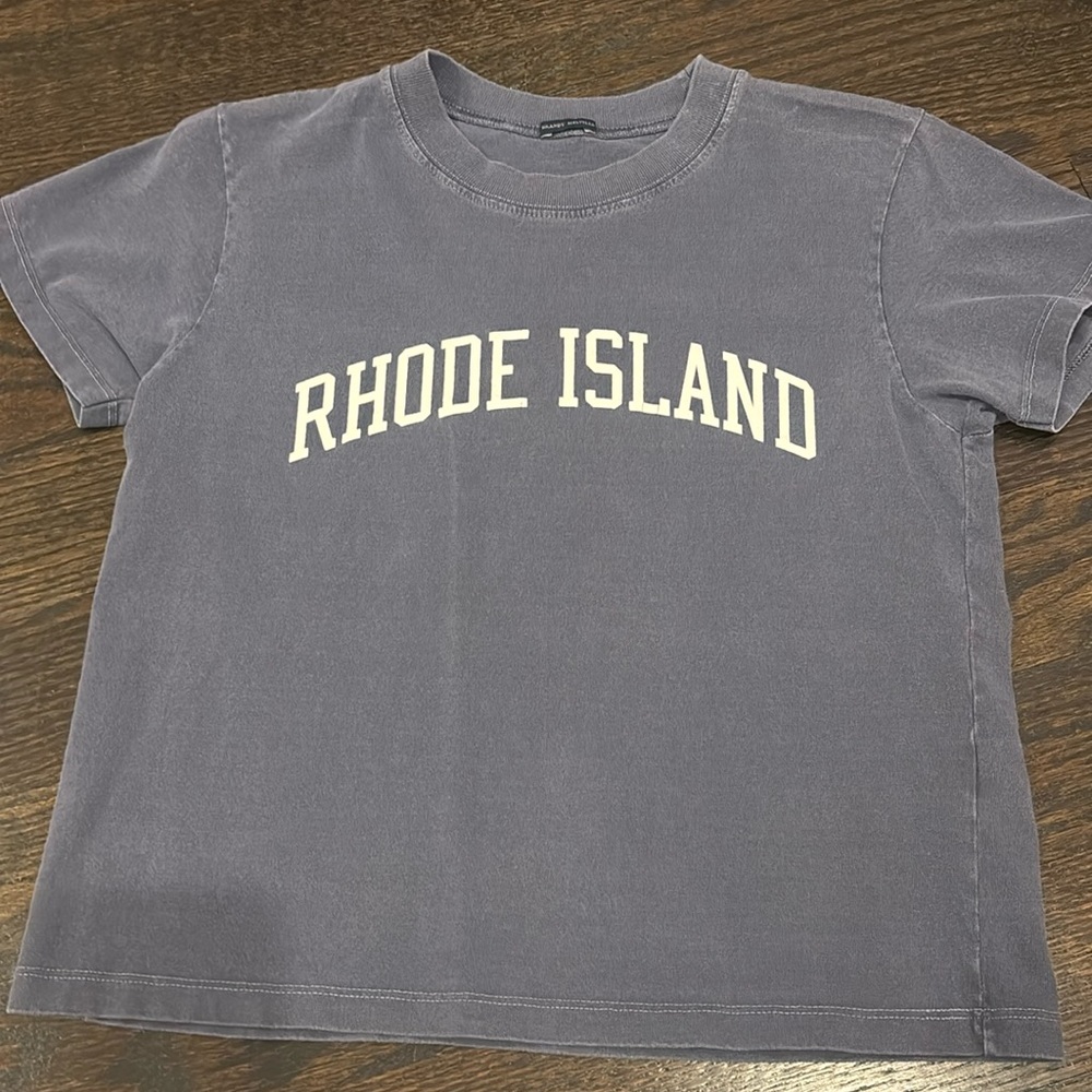 Brandy Melville Road island teeshirt